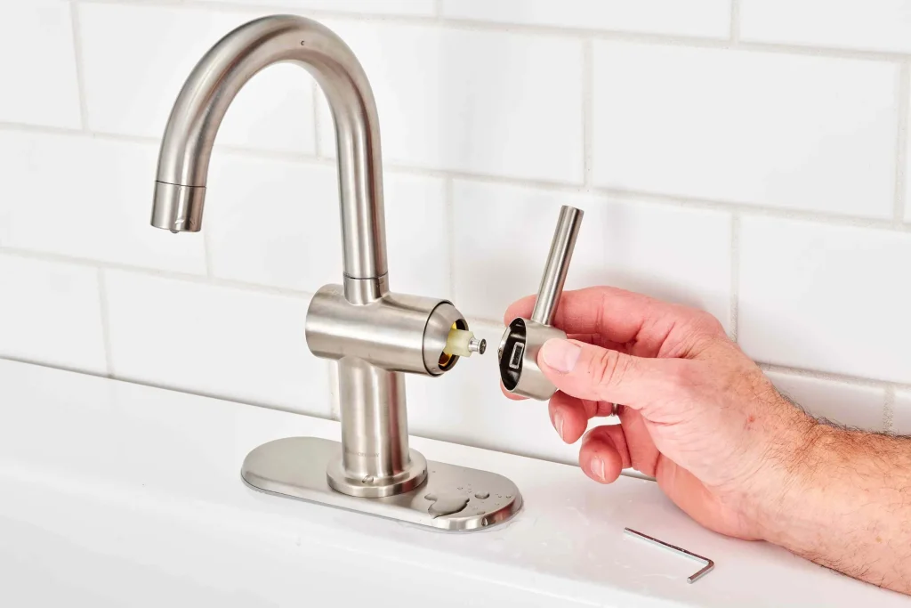 How Hiring Kitchen Faucet Repair Experts Can Save You Thousands